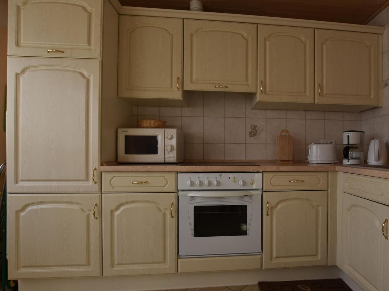 Spacious Apartment In Brusow With Garden Kropelin Экстерьер фото